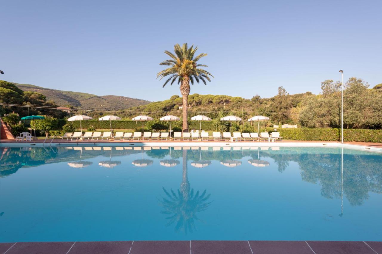 קאפוליברי Hotel Le Acacie מראה חיצוני תמונה