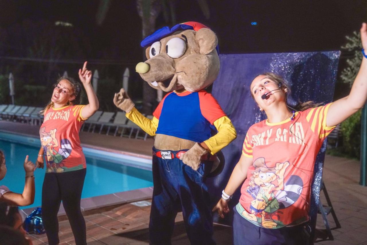 קאפוליברי Hotel Le Acacie מראה חיצוני תמונה