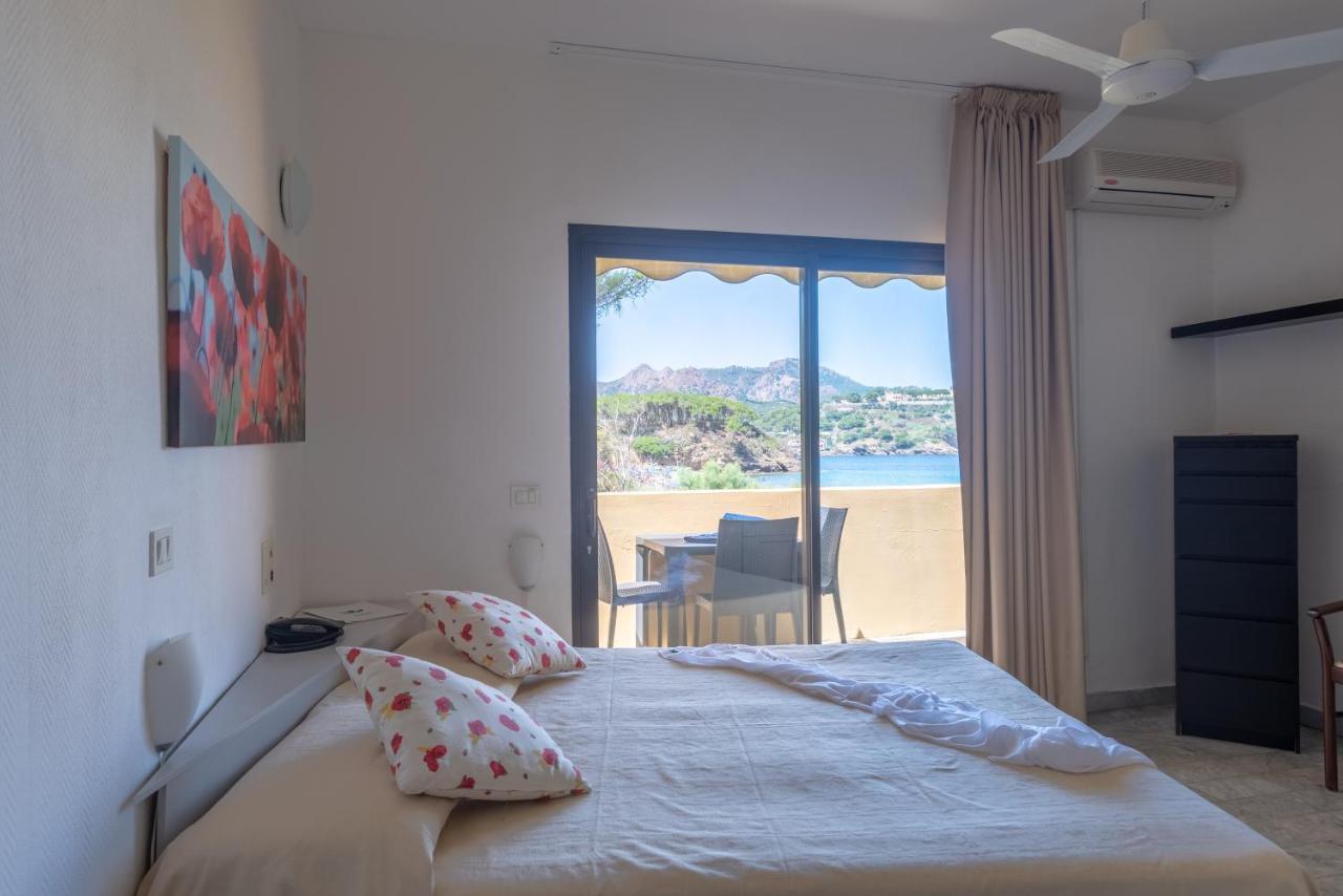 קאפוליברי Hotel Le Acacie מראה חיצוני תמונה